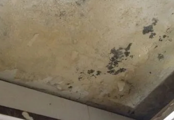 万全阳台漏水维修公司分享下万全卫生间渗水维修需要注意哪些问题。